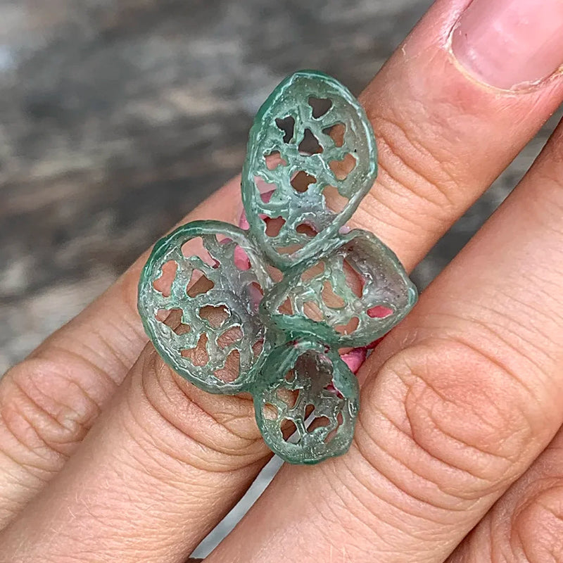 CARVING THE MODEL IN WAX